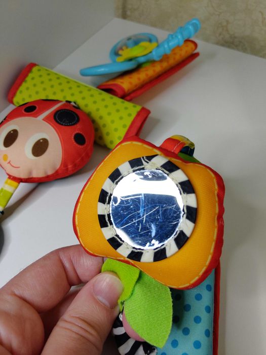 Tiny Love развивающие игрушки подвески на кроватку или на коляску 0+