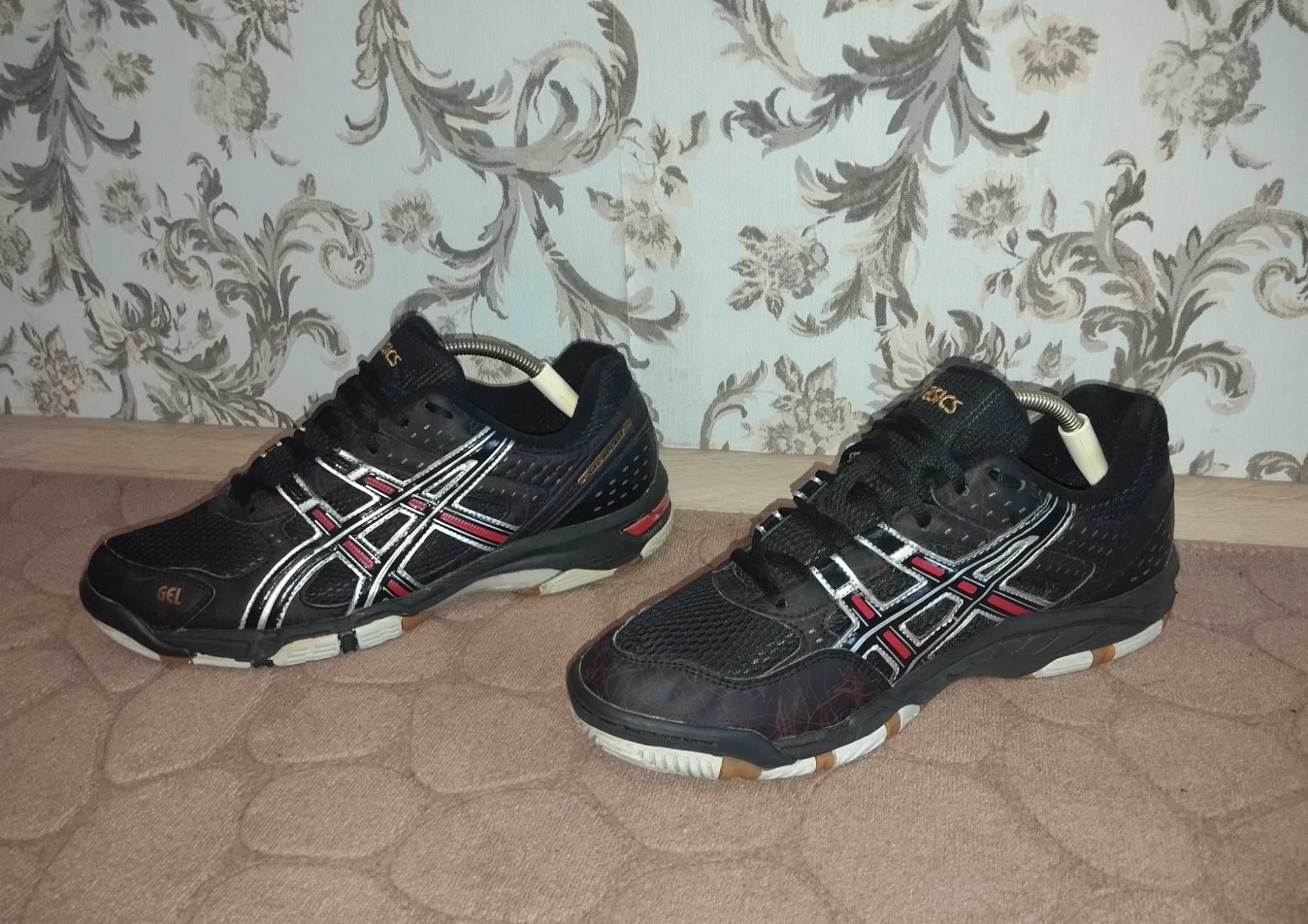Кросівки чоловічі спортивні Asics Gel-Rocket M