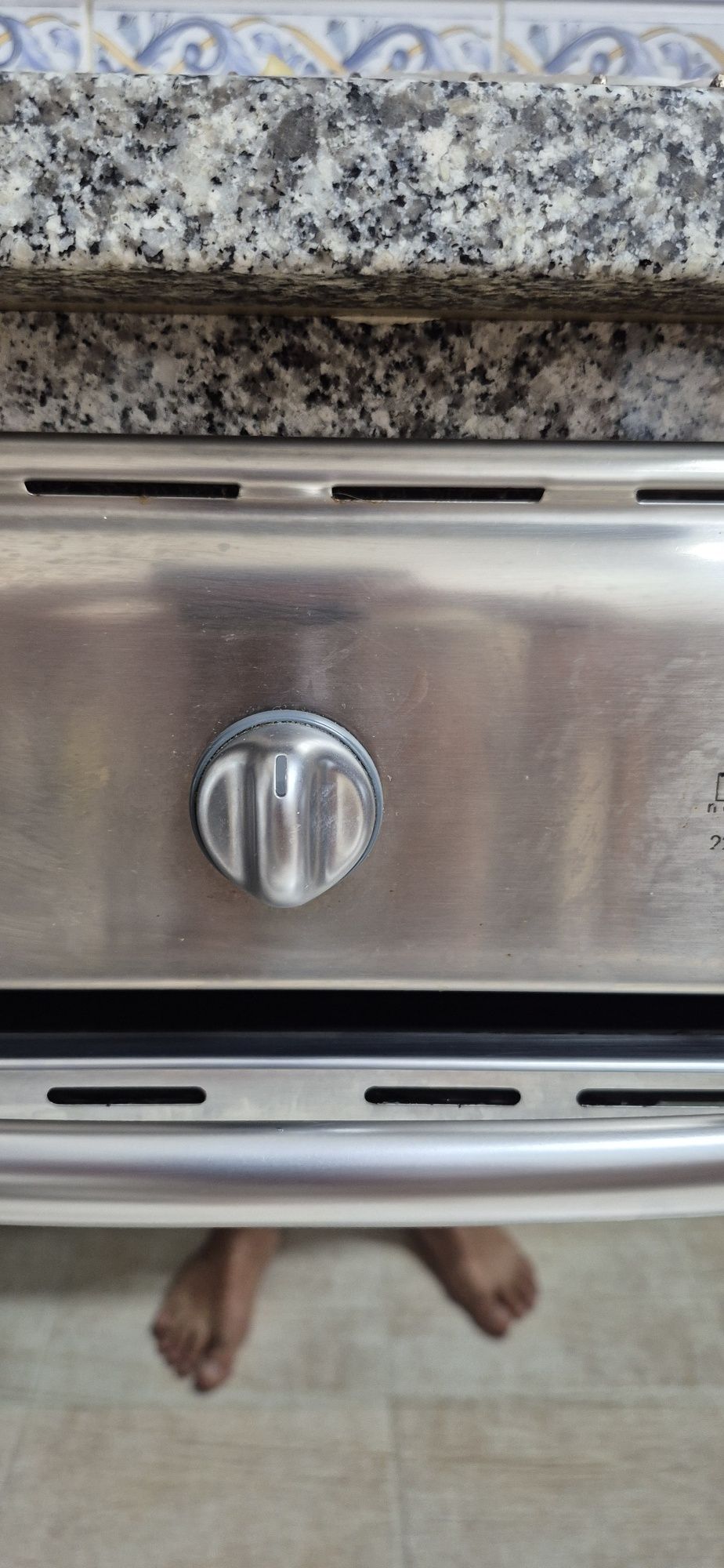 Forno Elétrico Embutido Ariston – Pronto a Usar!