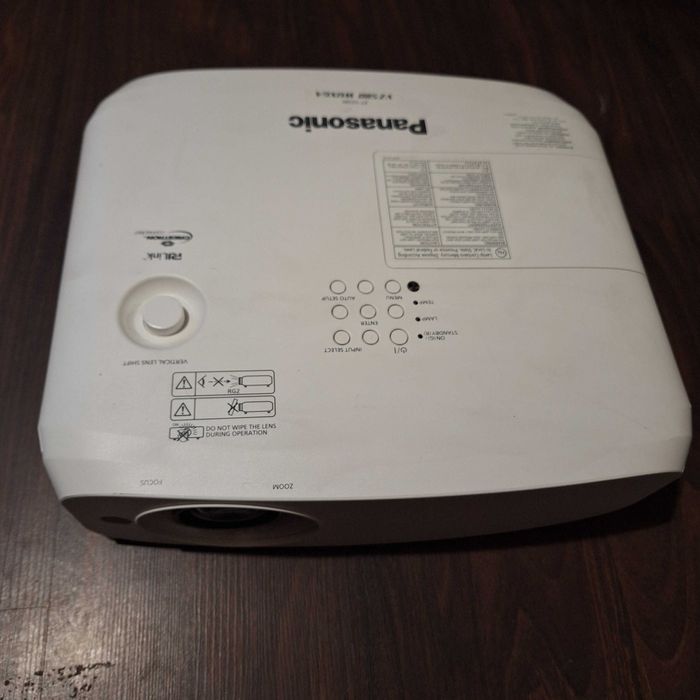 Проектор Panasonic PT-VZ580 WUXGA