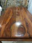 Mesa jantar madeira maciça com detalhes em metal