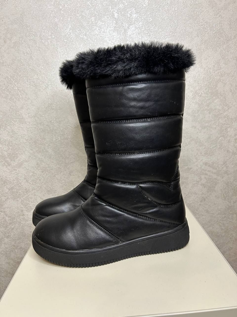 Женские зимние ботинки сапоги на меху размер 36
