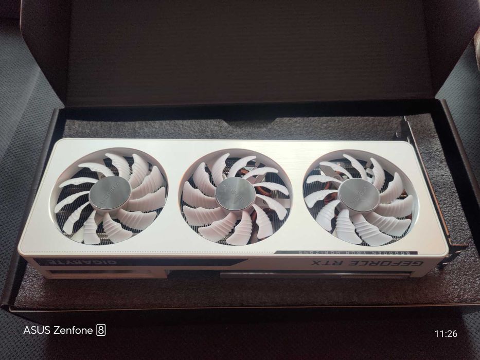 Karta Graficzna RTX 3060Ti Vision OC jak nowa