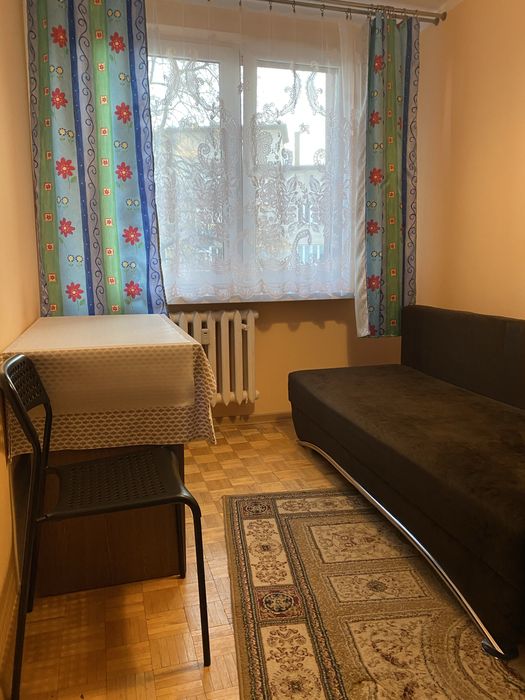 Pokój dla dziewczyny .Kraków ul.Rydla(Bronowice)wolny od 1 stycznia