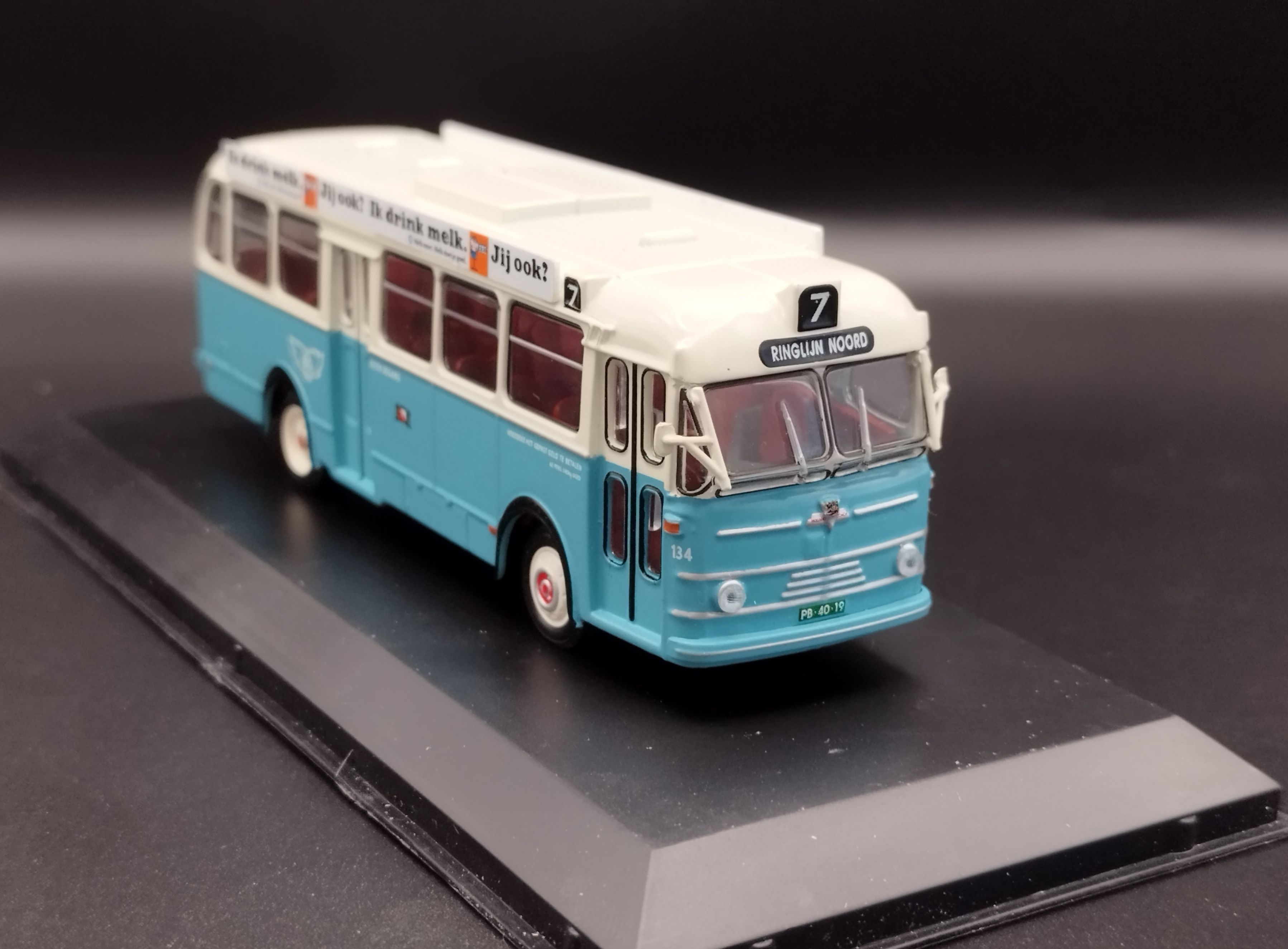 1:72 Atlas BUS Holland Coach  model nowy