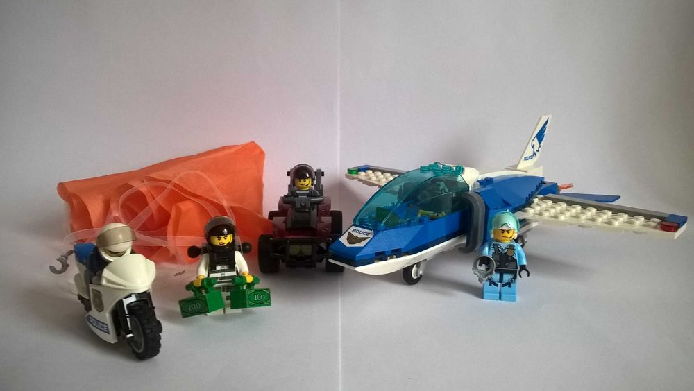 klocki LEGO CITY 60208 stan jak nowy