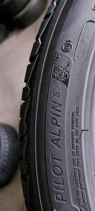 265/40/20 R20 Michelin Pilot Alpin 5 4шт зима