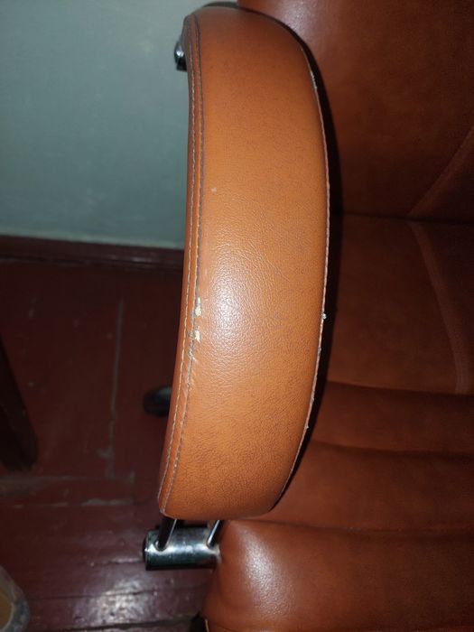 офисное  кресло продам бу