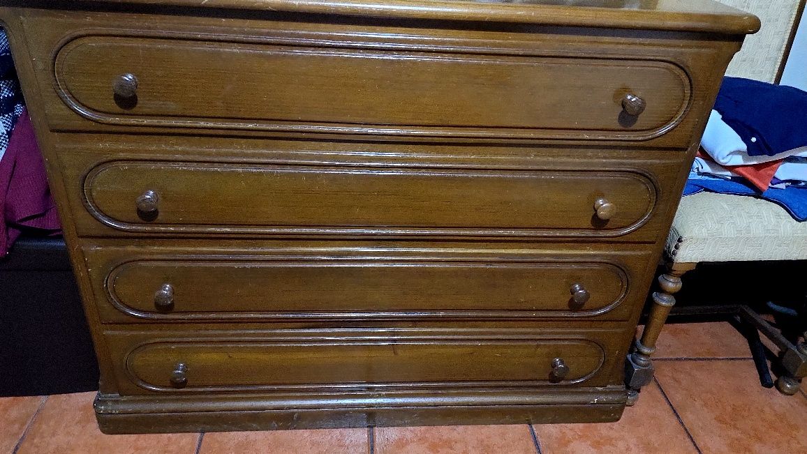 Vários móveis quarto