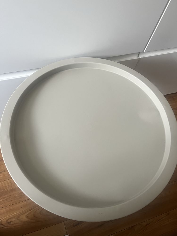 Zestaw stolików :beżowa kolorystyka dostawny ikea bjorkasen z kawowym