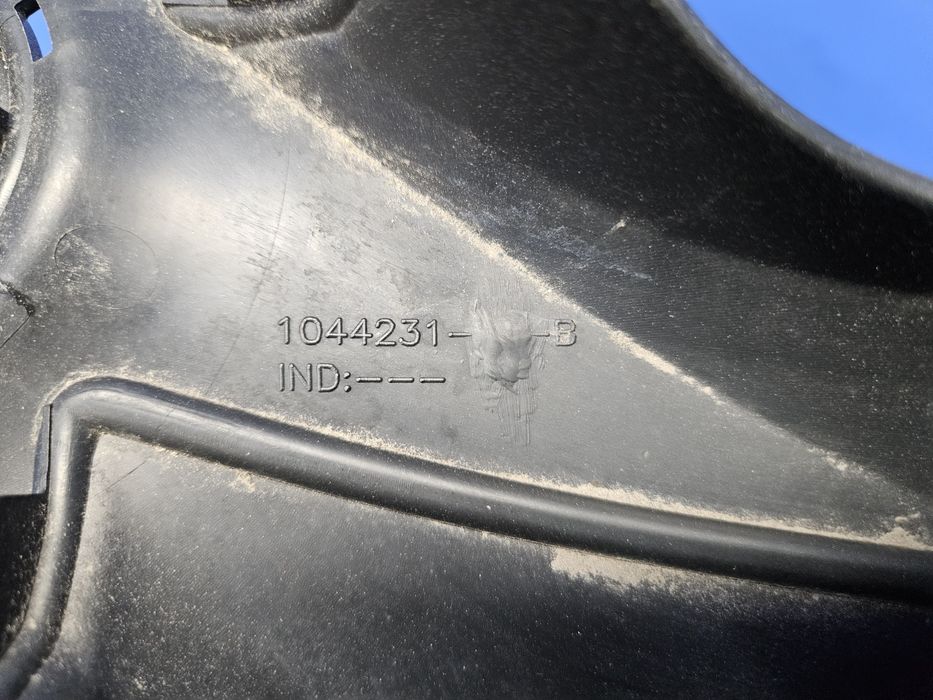 KOŁPAK szary 18" TESLA oryginał dekielek