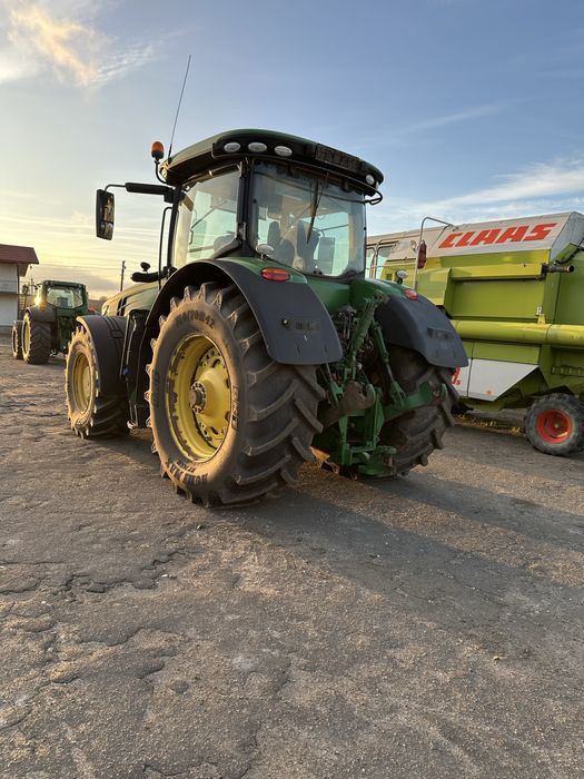 Трактор John Deere 8345R