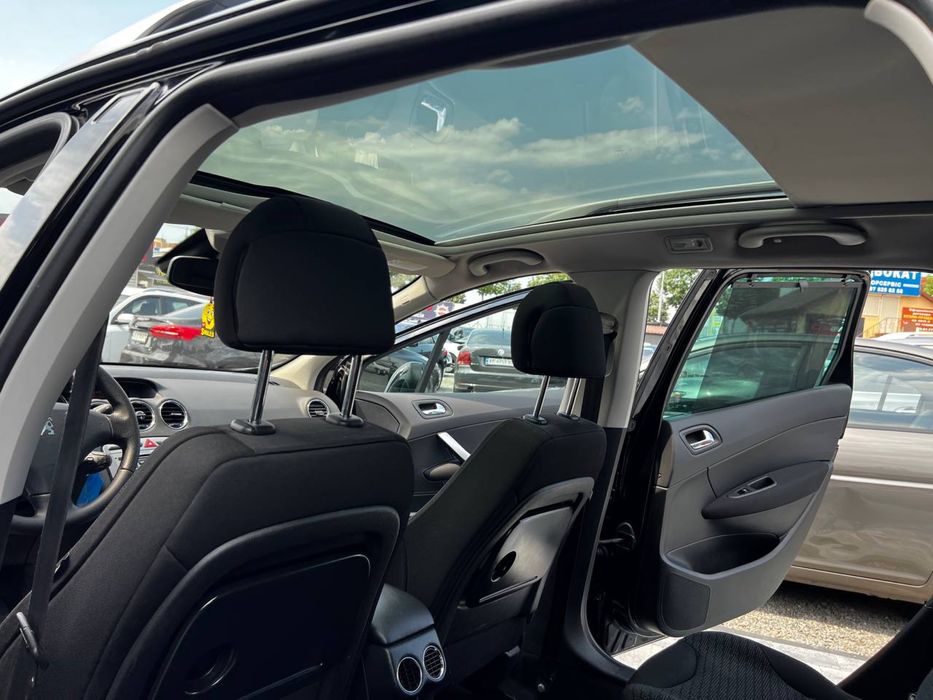 Peugeot 308 SV 2008 года 1.6 бензин АКПП