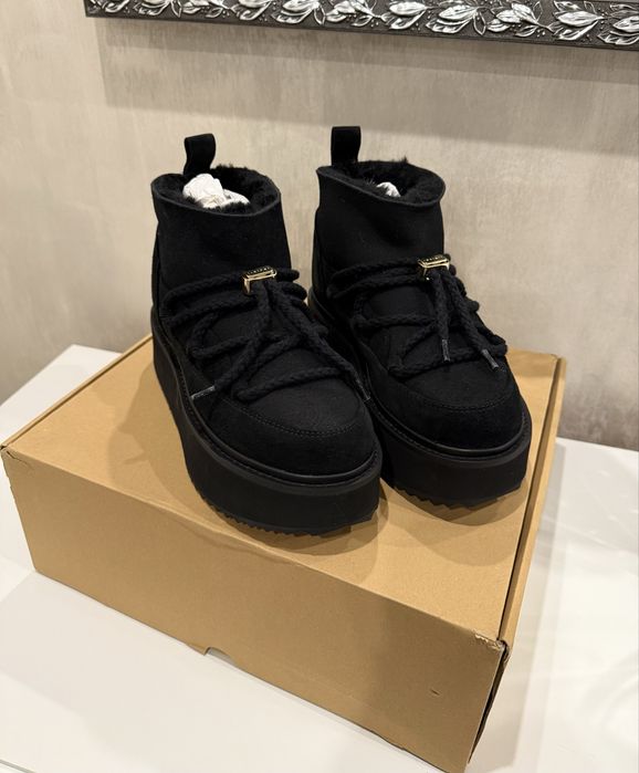 Czarne śniegowce Inuikii r.38