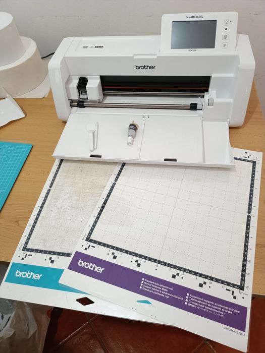Plotter de recorte scancut 1250 semi nova