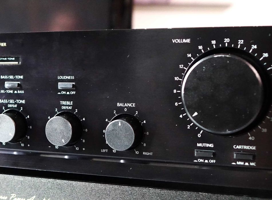 Wzmacniacz stereo ONKYO A 8430