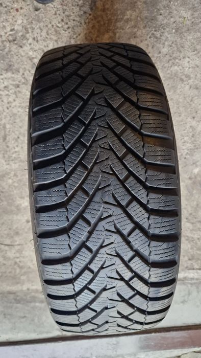 Medallion CST Winter 205/55R16