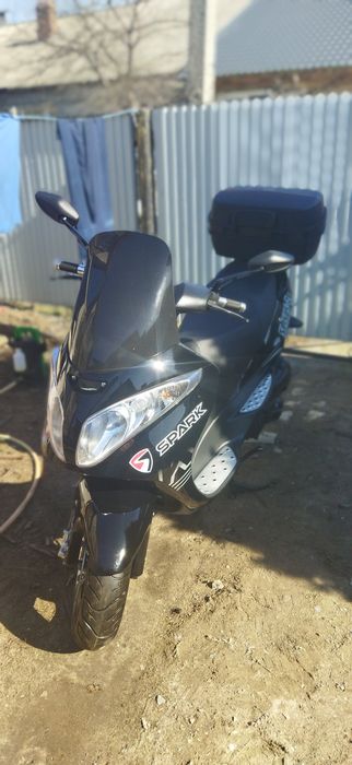 Максіскутер Spark 150s