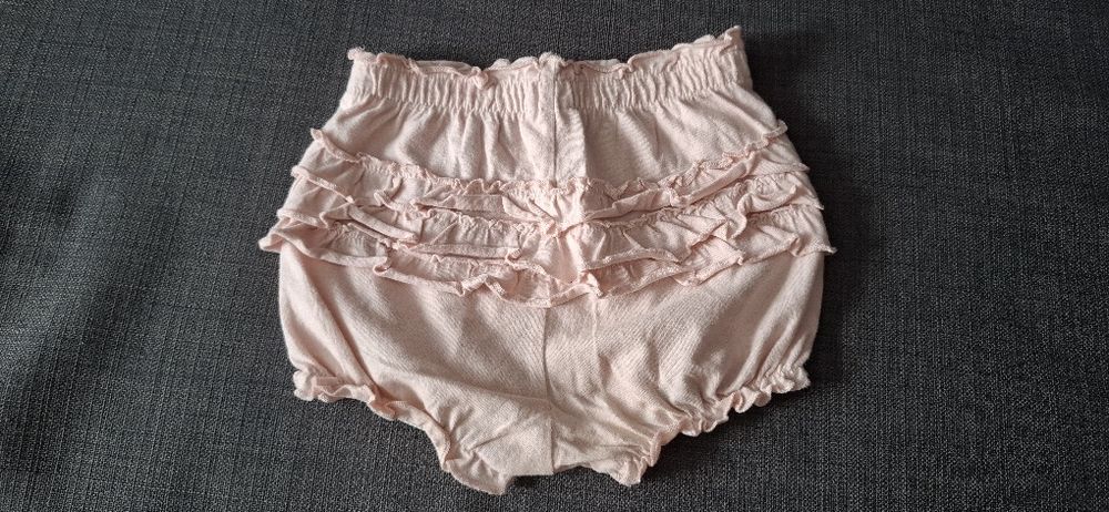 Spodenki letnie  rozmiar 92