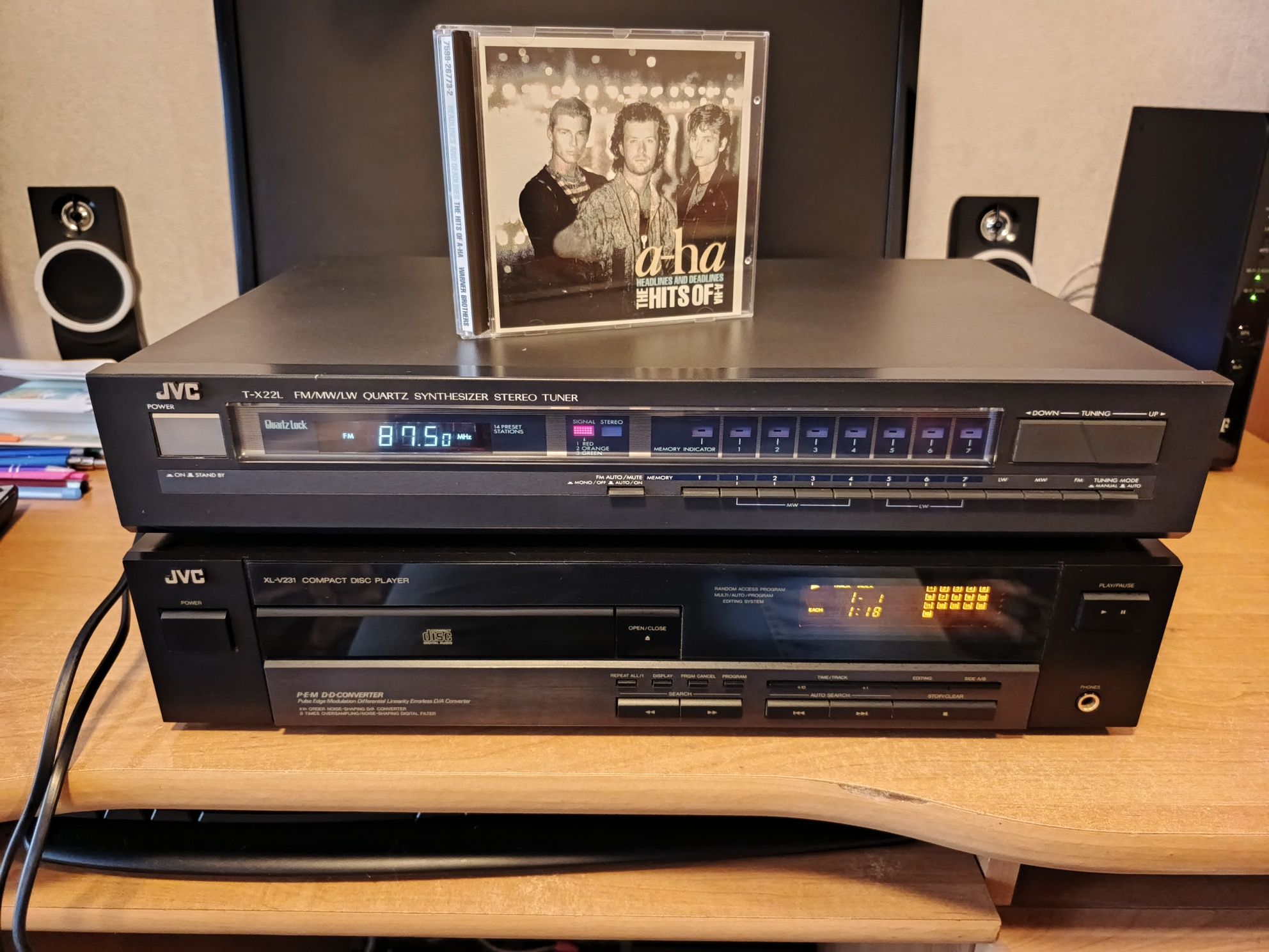 JVC CD xl-v231 , JVC Tuner T-x22L Japan, super stan