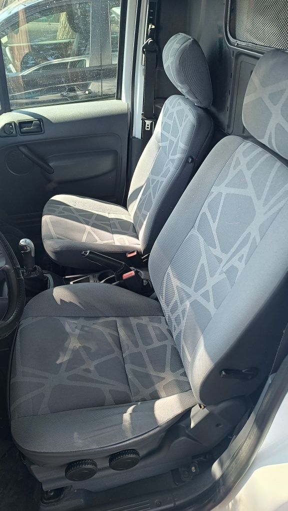 Ford transit 2011