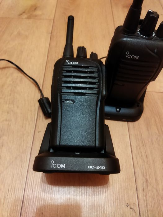 Рации Icom ic-f27sr Japan. Цена за пару