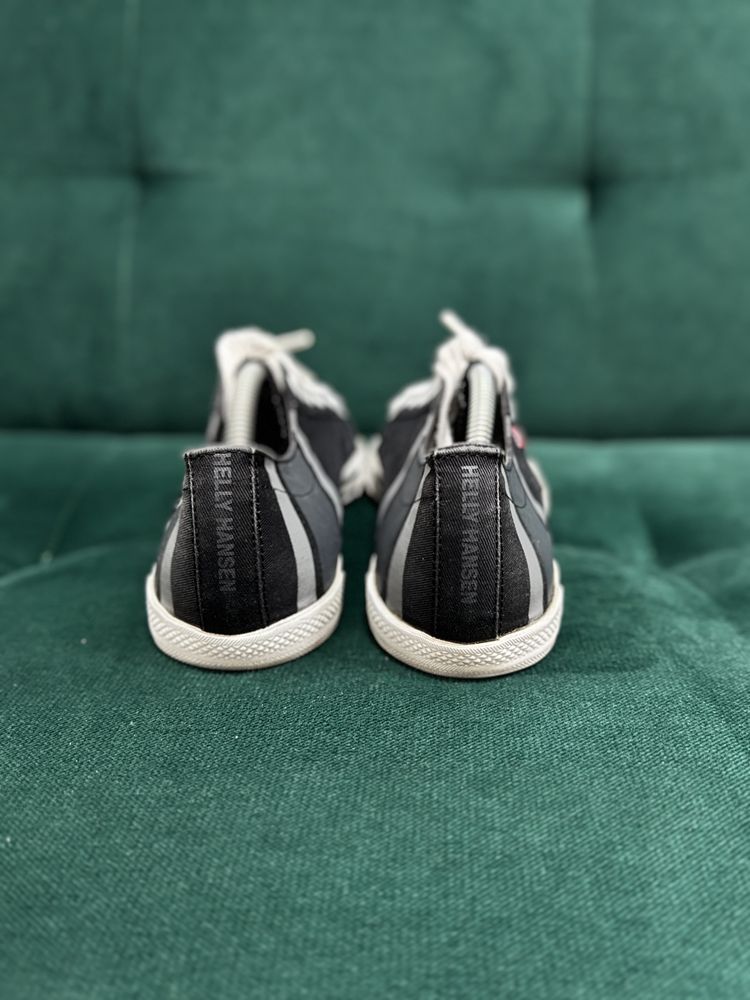 buty damskie firmy Helly Hansen