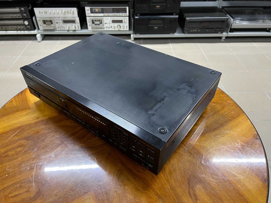 Odtwarzacz płyt CD Denon DCD-1400, Audio Room