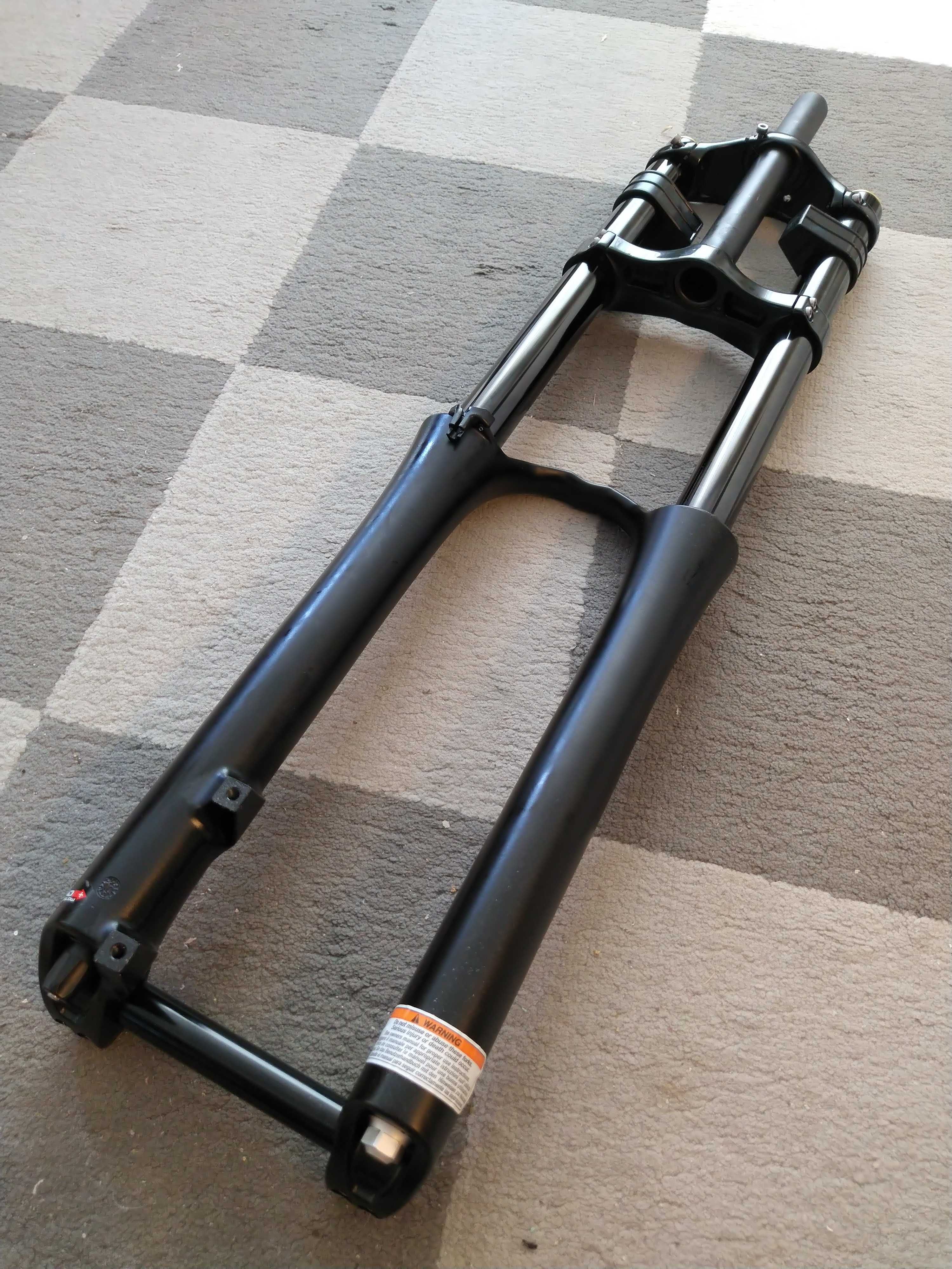 Marzocchi 888 RV 200mm nieuzywany