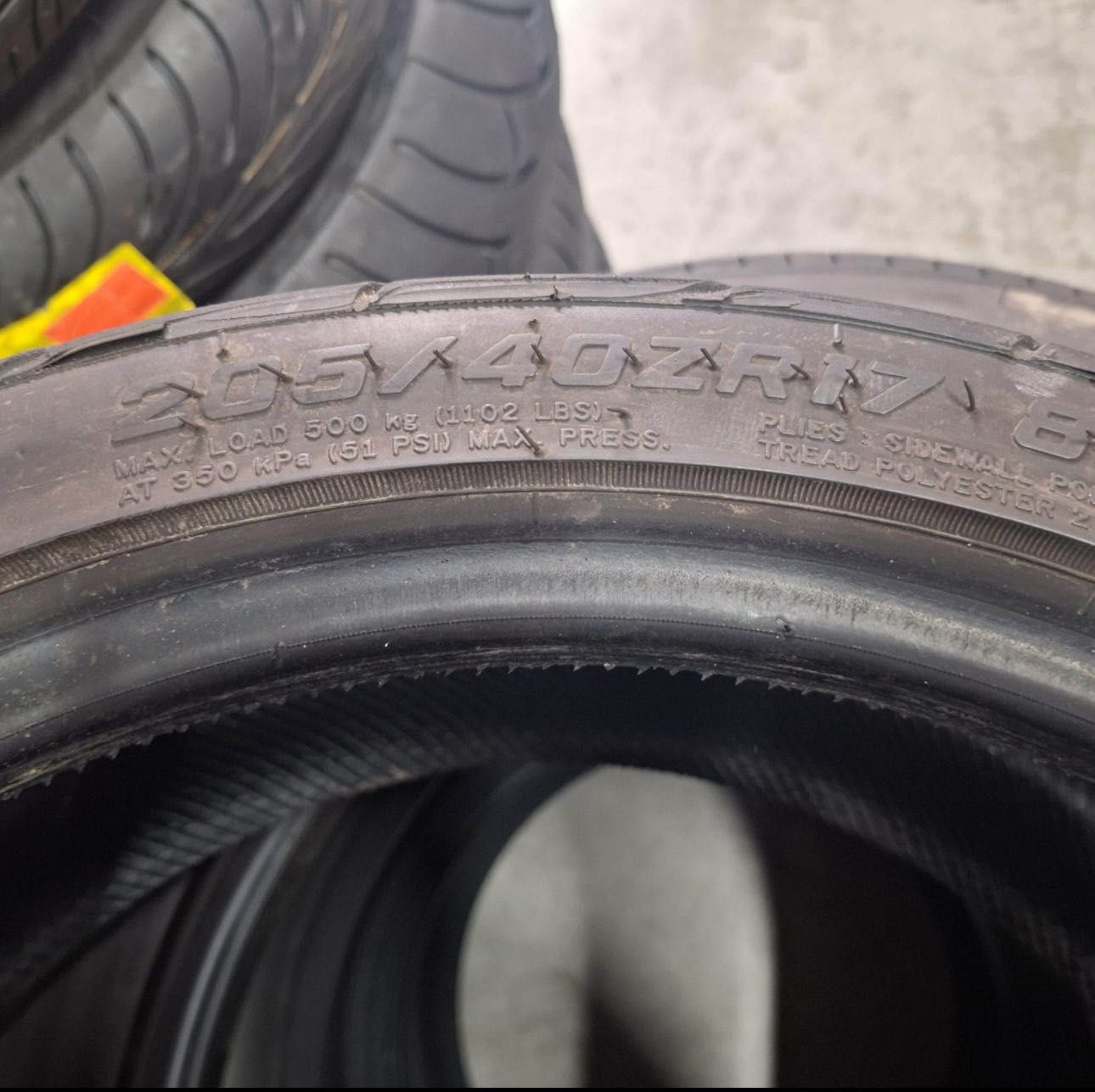 Nankang NS-2R 205/40 R17
