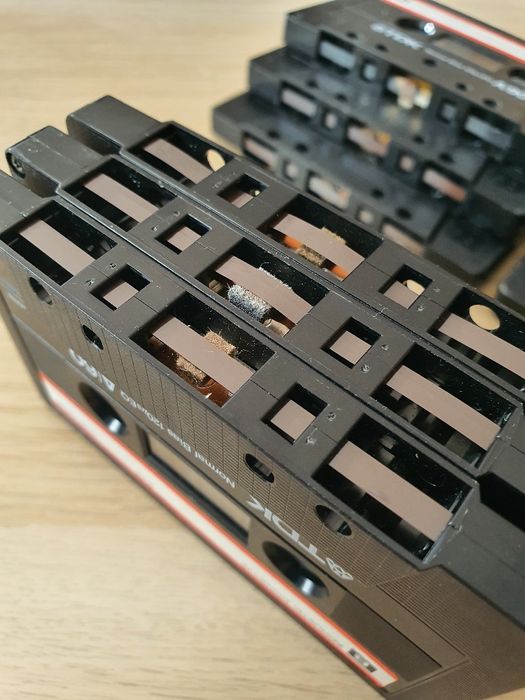 Kasety magnetofonowe TDK.