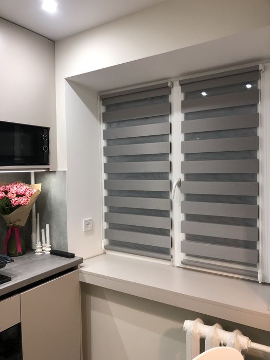 Жалюзі день ніч. Рулонні штори з ефектом антипил. Римські штори