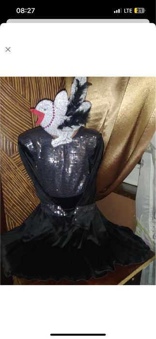 Карнавальний костюм сніговика,заєць, янгол,кіндер, ведмідь,вовк