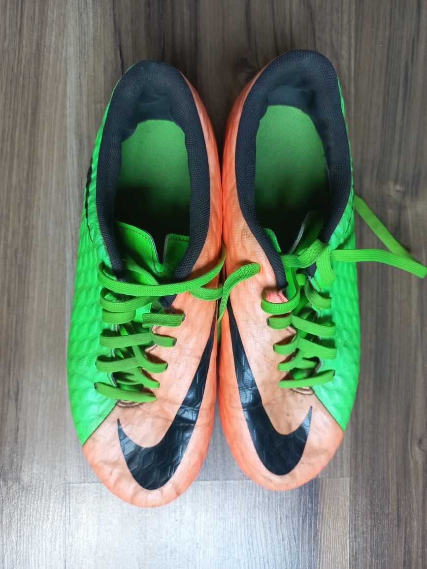 Nike Hypervenom 38