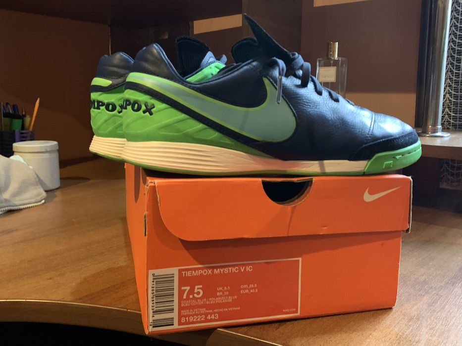 Футзалки Nike Tiempo X