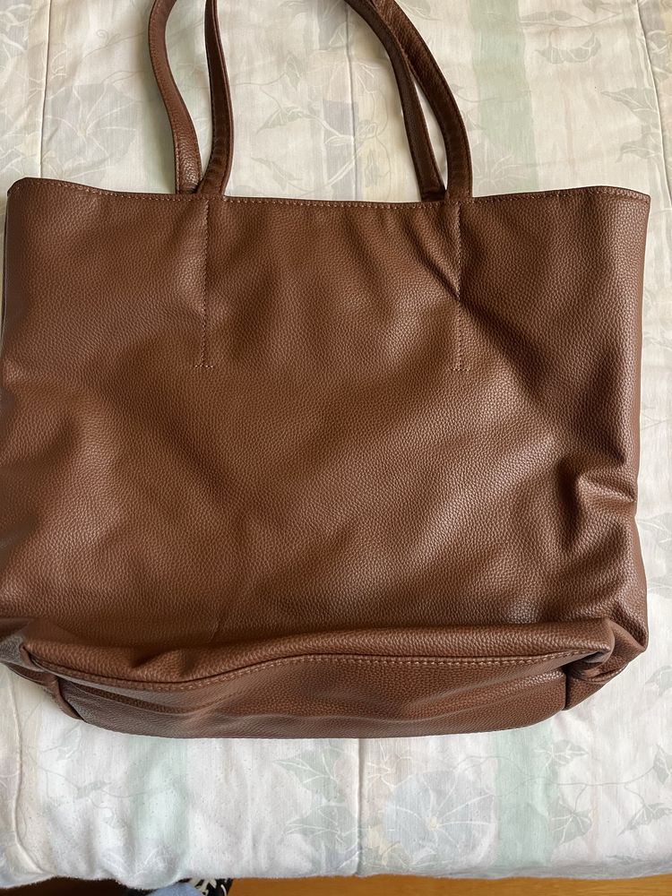 Conjunto de 6 bolsas senhora  todas por 20 euros