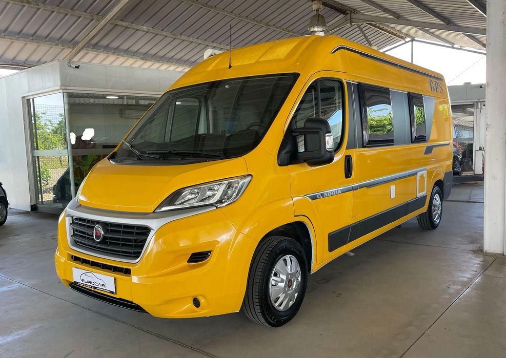 Adria Twin 600 Family - Autocaravana