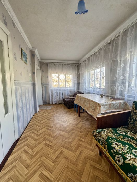 Продається затишний будинок в смт Рокитне житловий стан