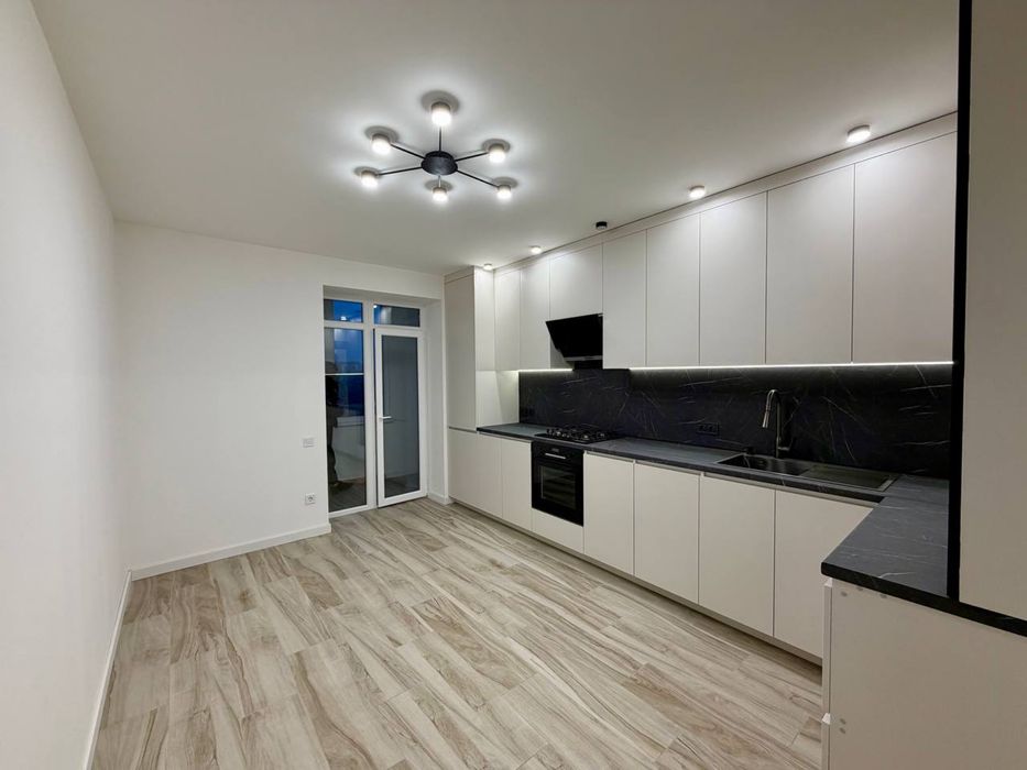 Продаж нової, простороЇ 1 кім квартири з індивідуальним опаленням!