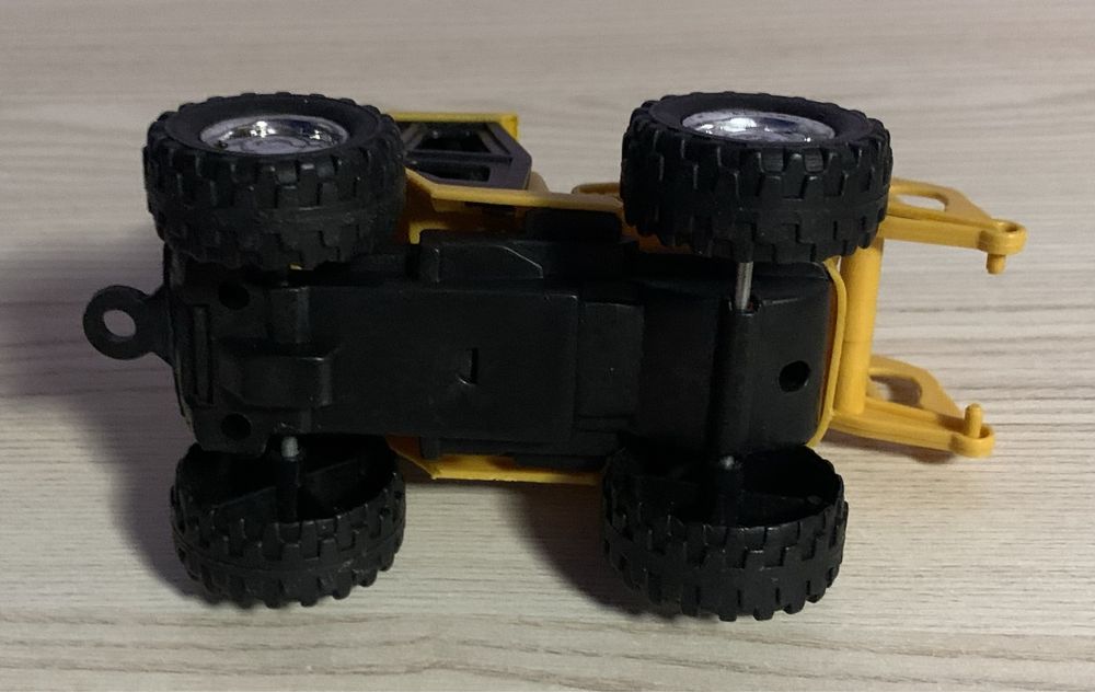 Traktor z napędem na tylne koła Auto Vintage