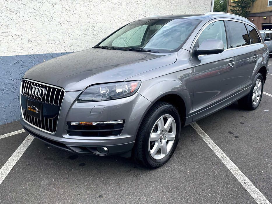 Audi Q7 S-Line Prestige      2013