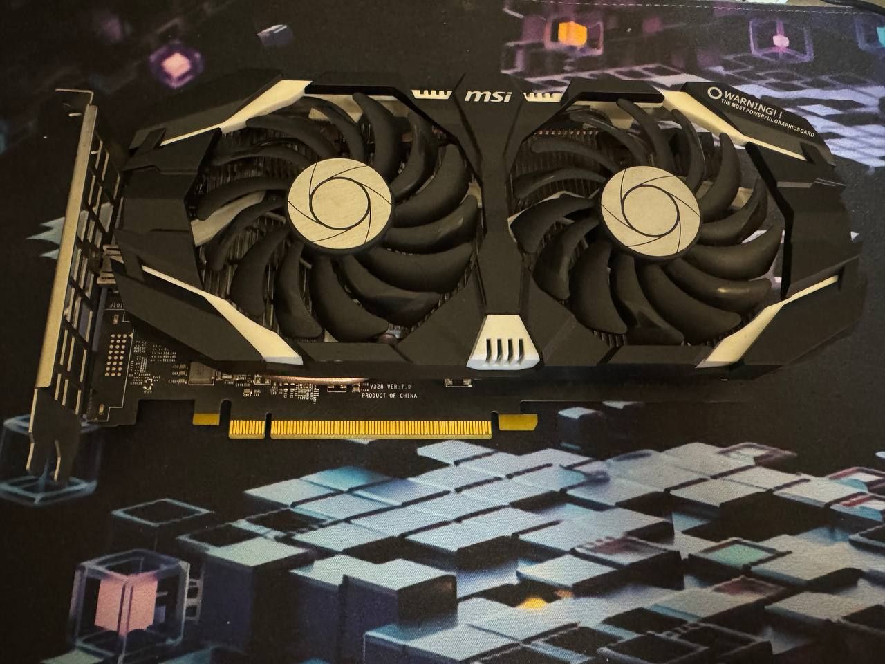 GTX1060 6gb gddr5.
