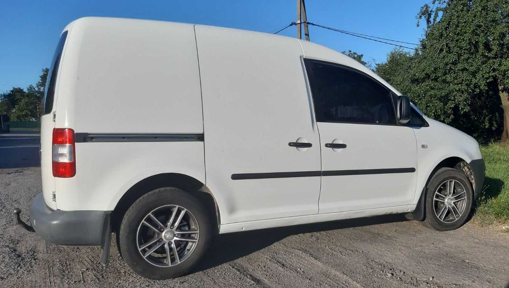 Продам Volkswagen Caddy білий