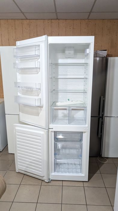 Холодильник Electrolux