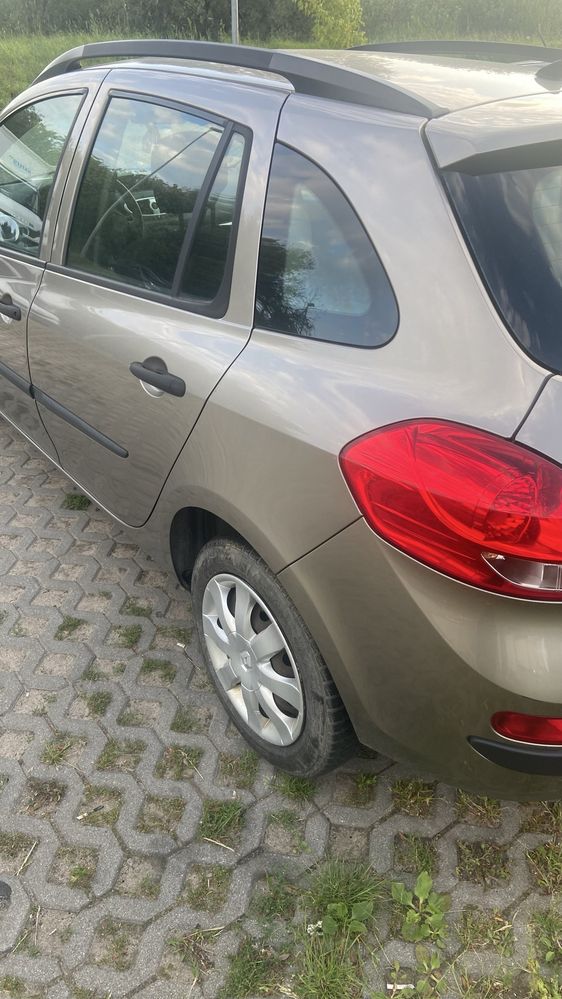 Renault Clio 1.5 dCi Alize rocznik 2012