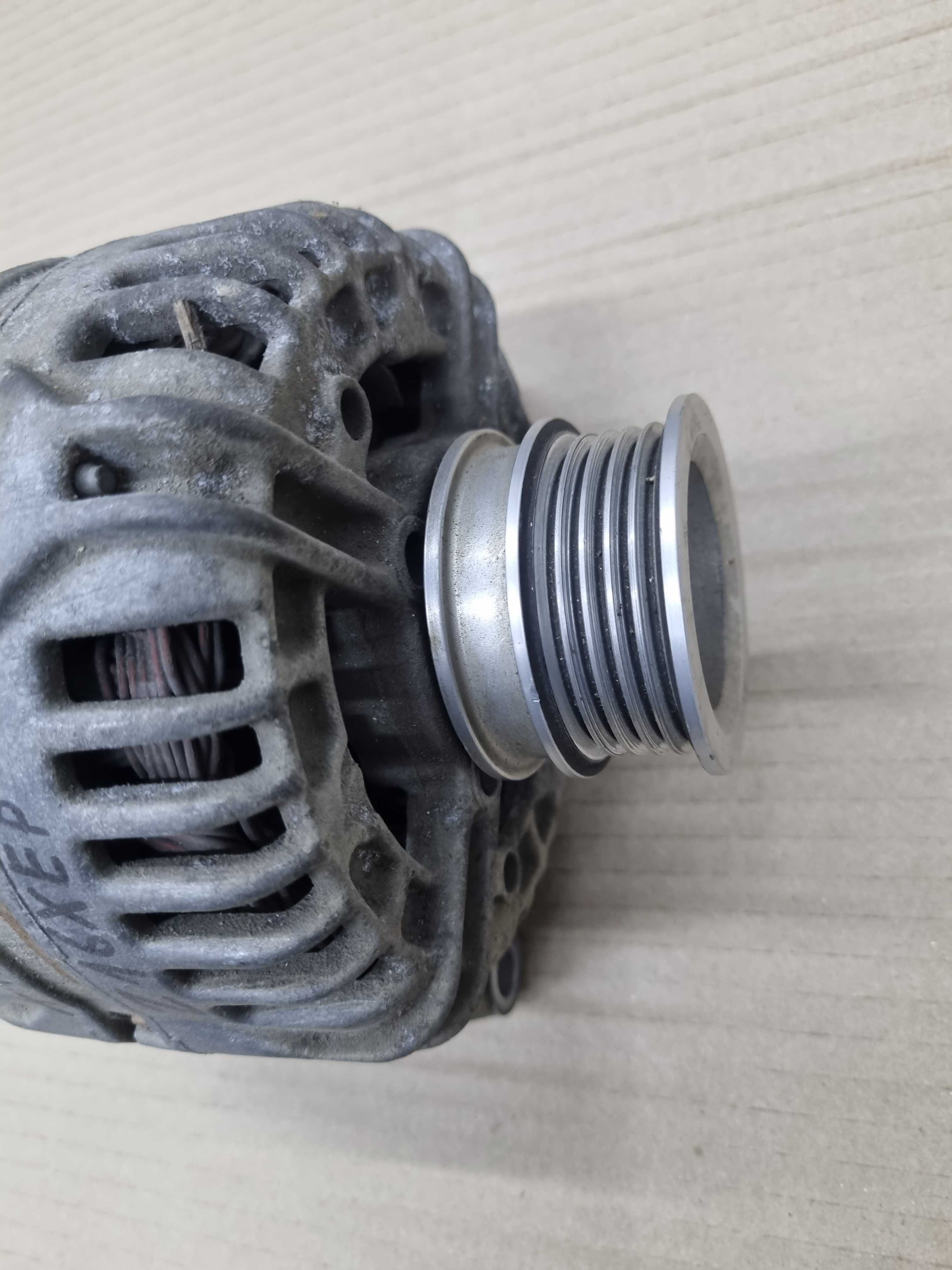 Alternator Opel Astra H Zafira B Z16XEP ZJ 100 Amper