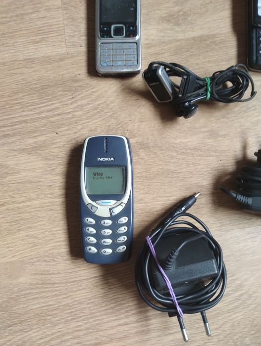 Stare telefony Nokia