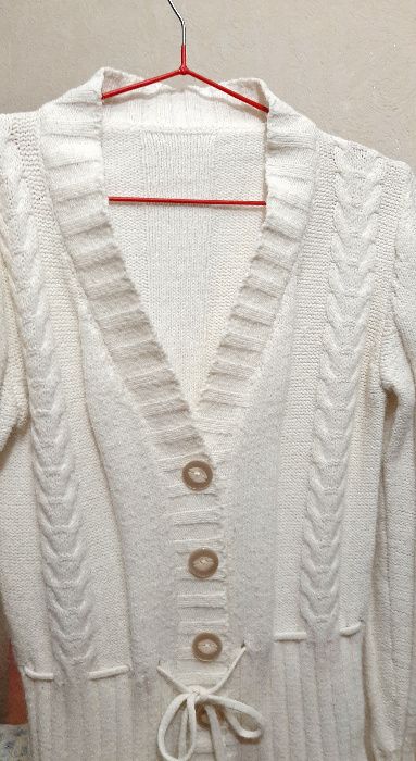 Турецька кофта біла на застібці із поясом акрил вовна кардиган жіночий