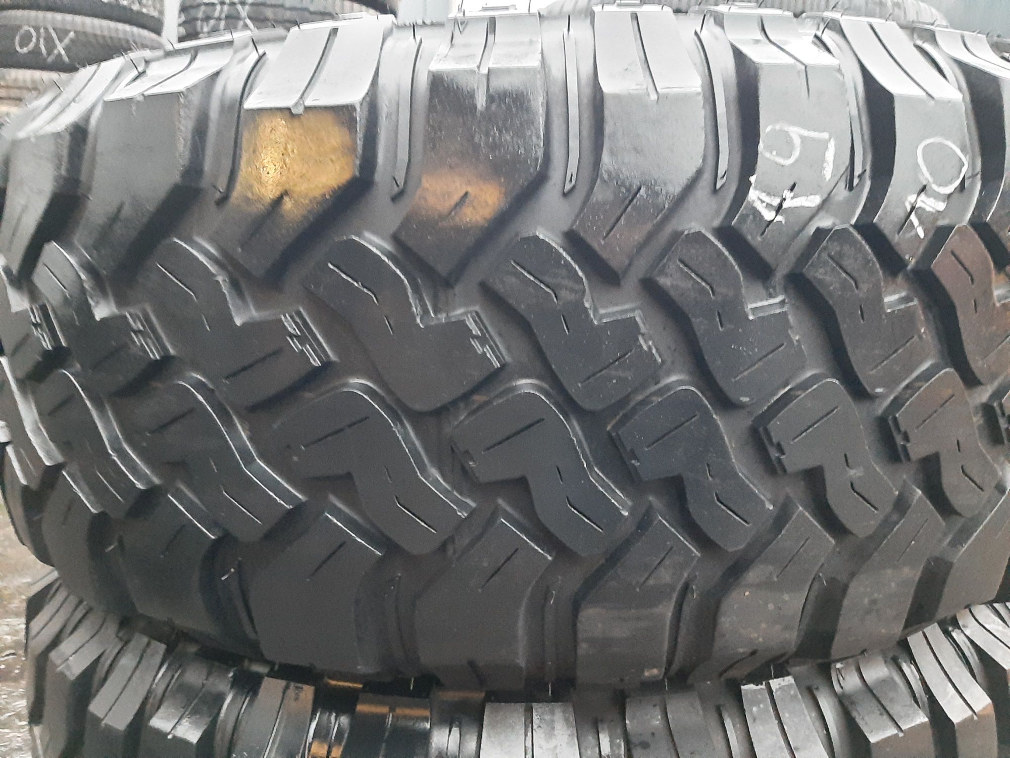 35x12.50r17 121Q Falken Wildpeak MT mt01