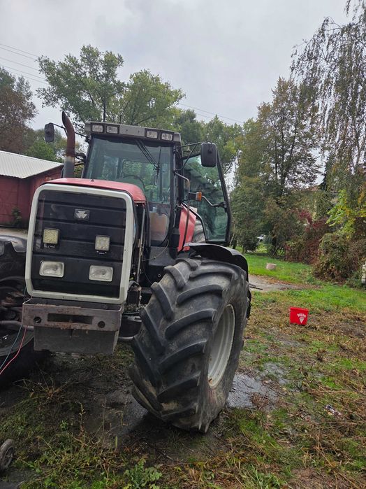 Sprzedam ciągnik z przyczepą.